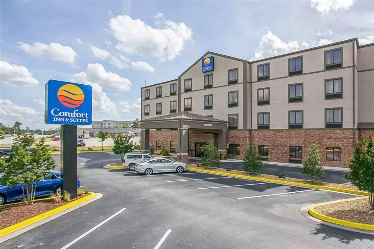 Hotel Comfort & West Near Eisenhower