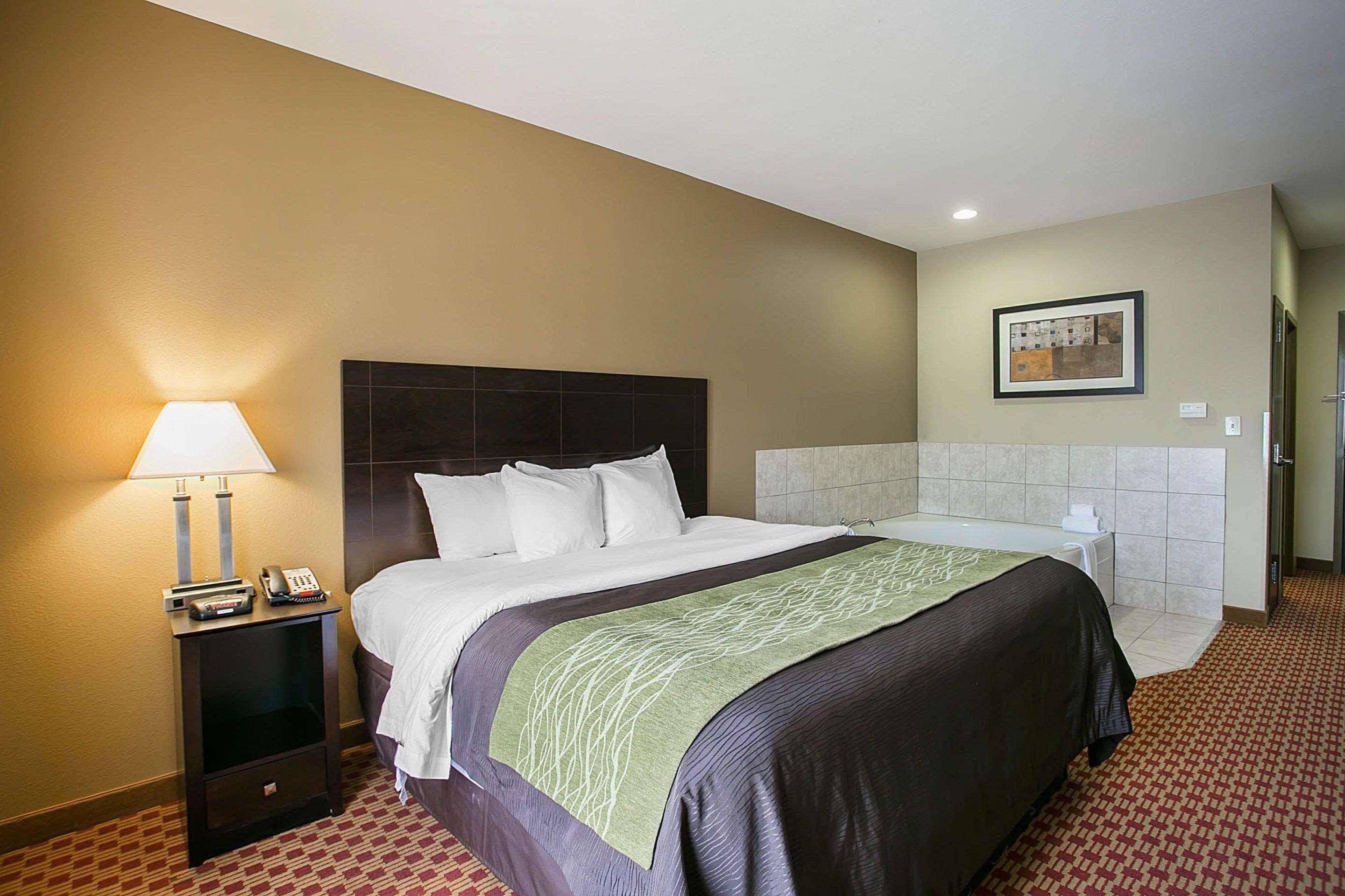Comfort & West Near Eisenhower Hotel Augusta