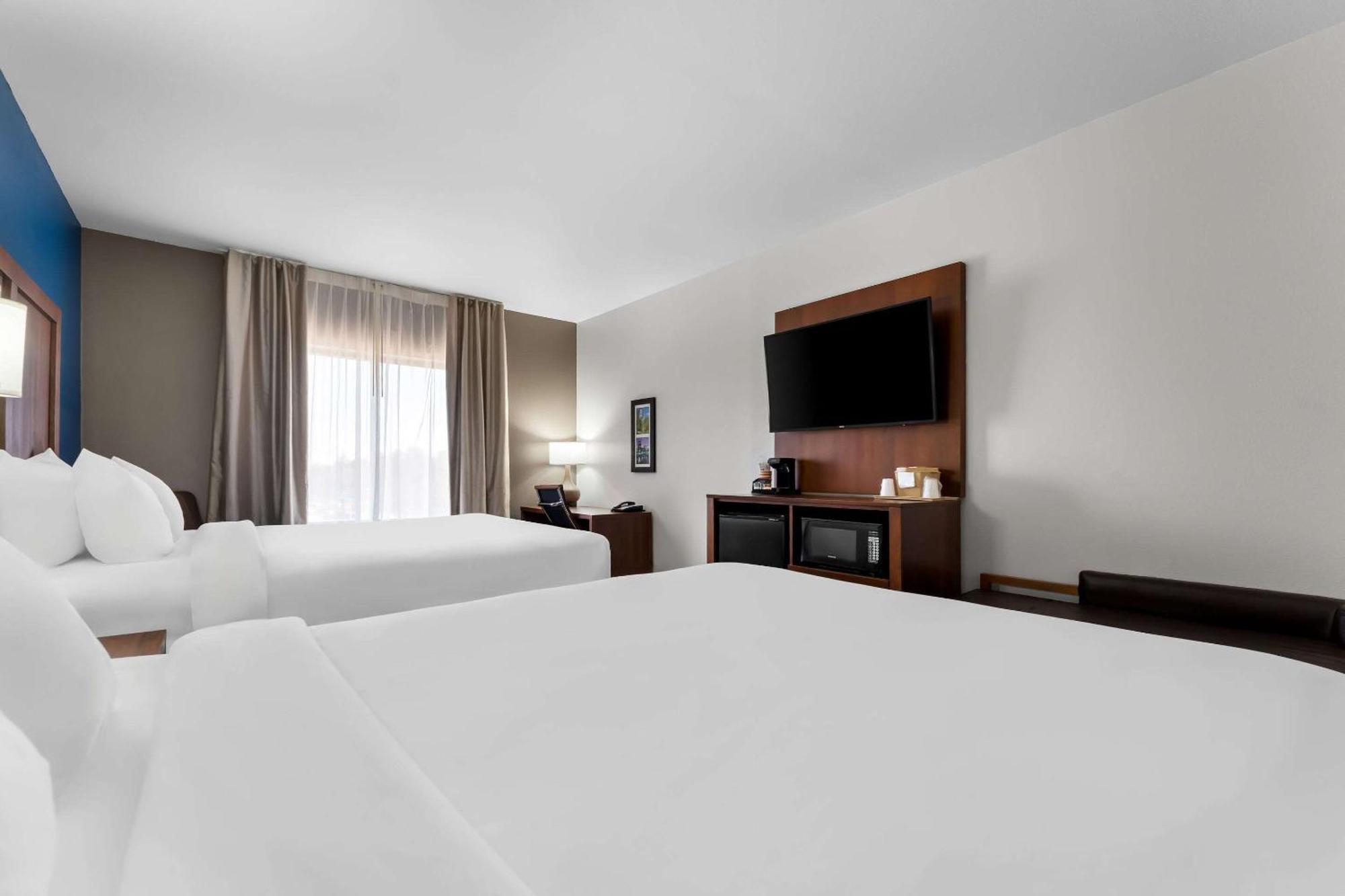 Comfort & West Near Eisenhower Hotel Augusta