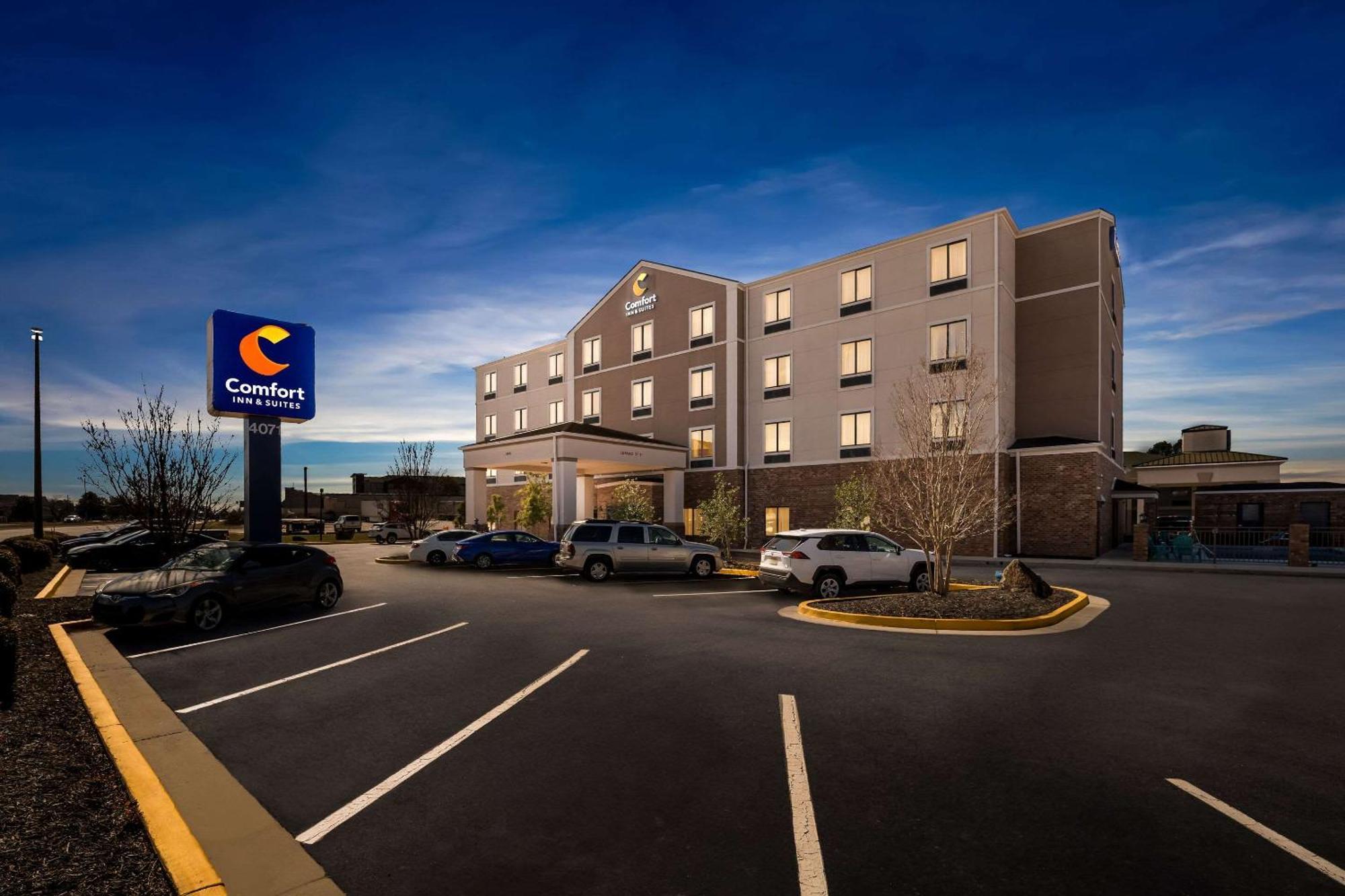 Comfort & West Near Eisenhower Hotel 3*
